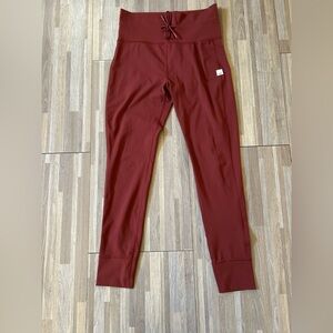 Vuori The Rise The Shine Leggings Size Medium Dark Burnt Orange